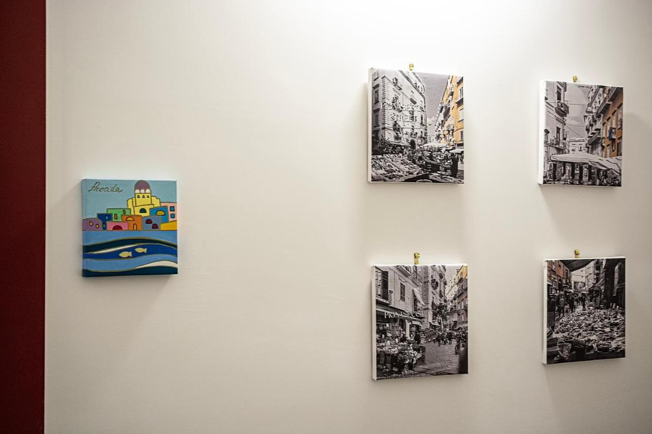 Una Finestra Su Napoli Buitenkant foto