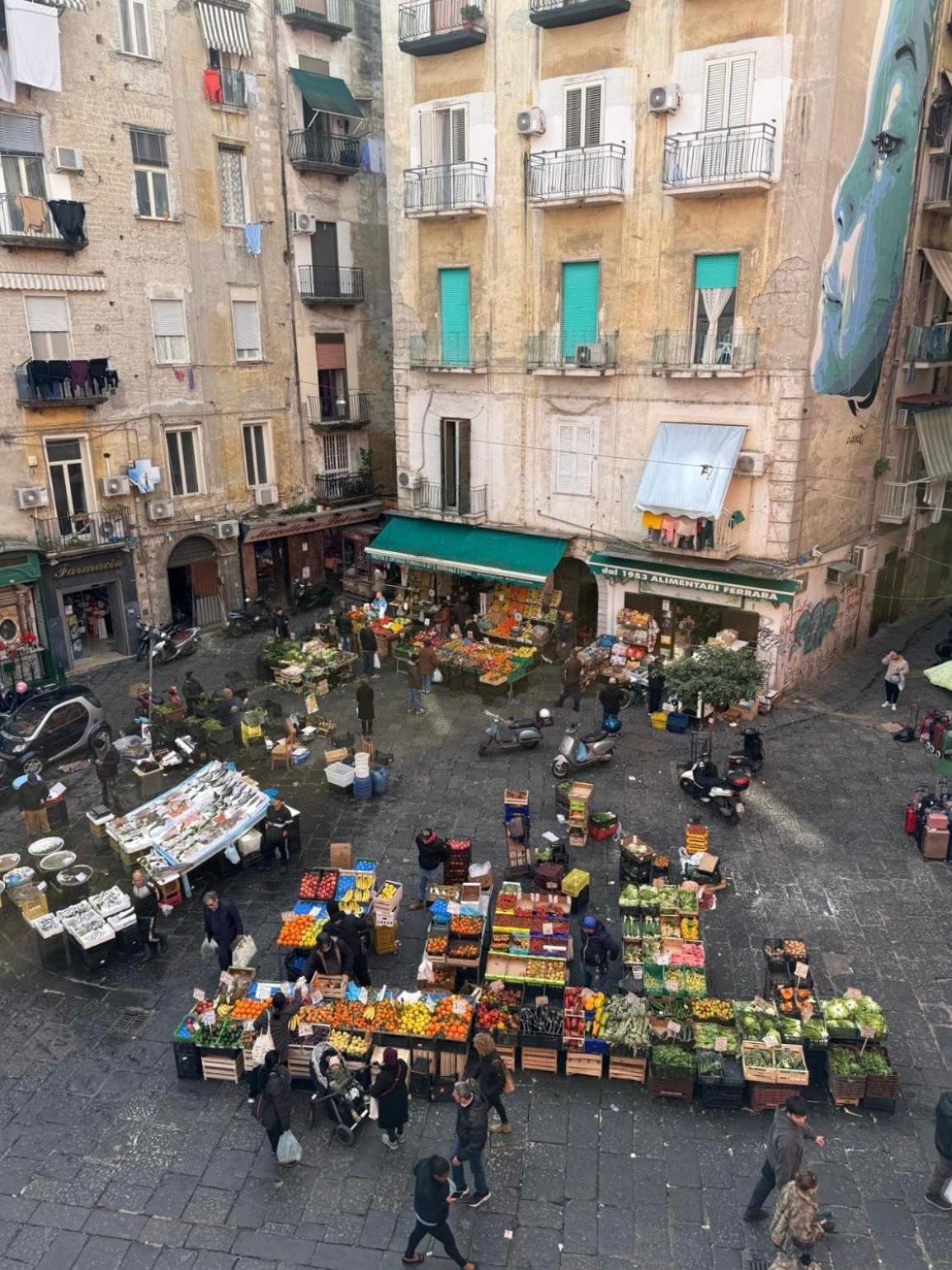 Una Finestra Su Napoli Buitenkant foto